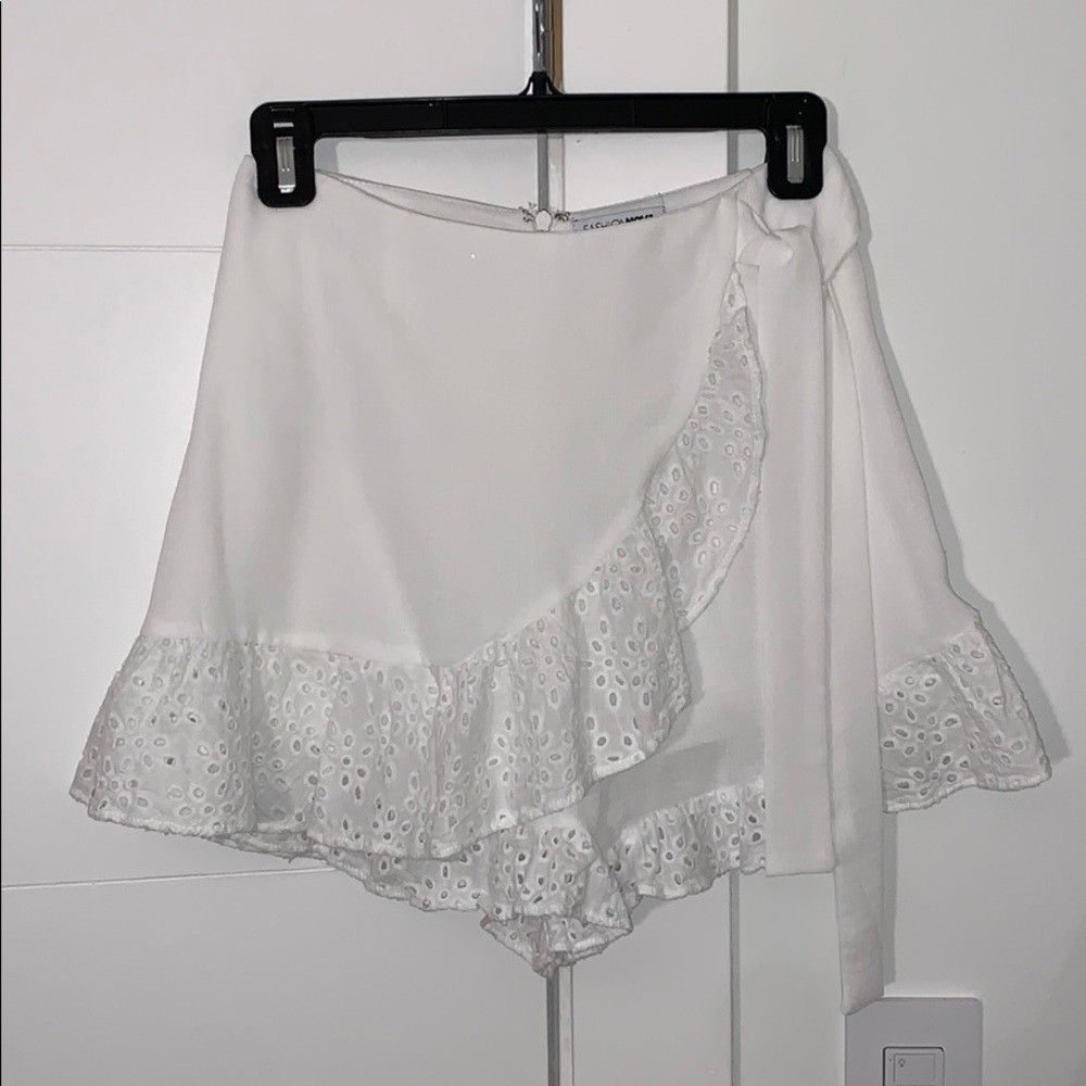 Short-skirt